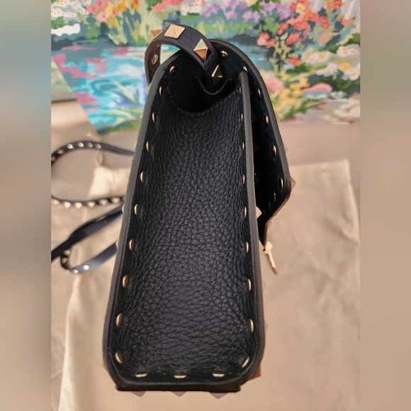 Valentino Garavanismall Rockstud leather crossbody bag - Picture 6 of 11